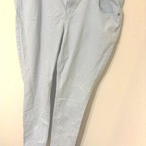 Old Navy Light Blue Striped Rockstar Jeans. EUC.